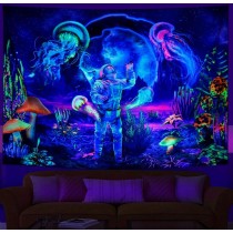 Ulticool - Astronaut Kwallen Jellyfish - Glow in the Dark - Blacklight Party Wandkleed Achtergronddoek - 200x150 cm - Backdrop UV Lamp Reactive - Groot wandtapijt - Poster - Neon Verlichting 