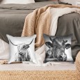 Ulticool - Kussenhoes - Schotse Hooglander Koe - Set van 2 stuks - Sierkussens 45x45 cm - Sierkussenhoes Accessoires - Kussentjes Bank voor Decoratie Woonkamer Slaapkamer Jeugdkamer Kinderkamer Babykamer - Zwart Wit