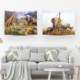 Ulticool – Wandkleed - Safari Dieren Natuur Giraffe Olifant  – Set van 2 designs - 73 cm x 95 cm – Schilderij Wandtapijt Stof – Poster Art – Kaki Beige 