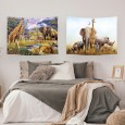 Ulticool – Wandkleed - Safari Dieren Natuur Giraffe Olifant  – Set van 2 designs - 73 cm x 95 cm – Schilderij Wandtapijt Stof – Poster Art – Kaki Beige 
